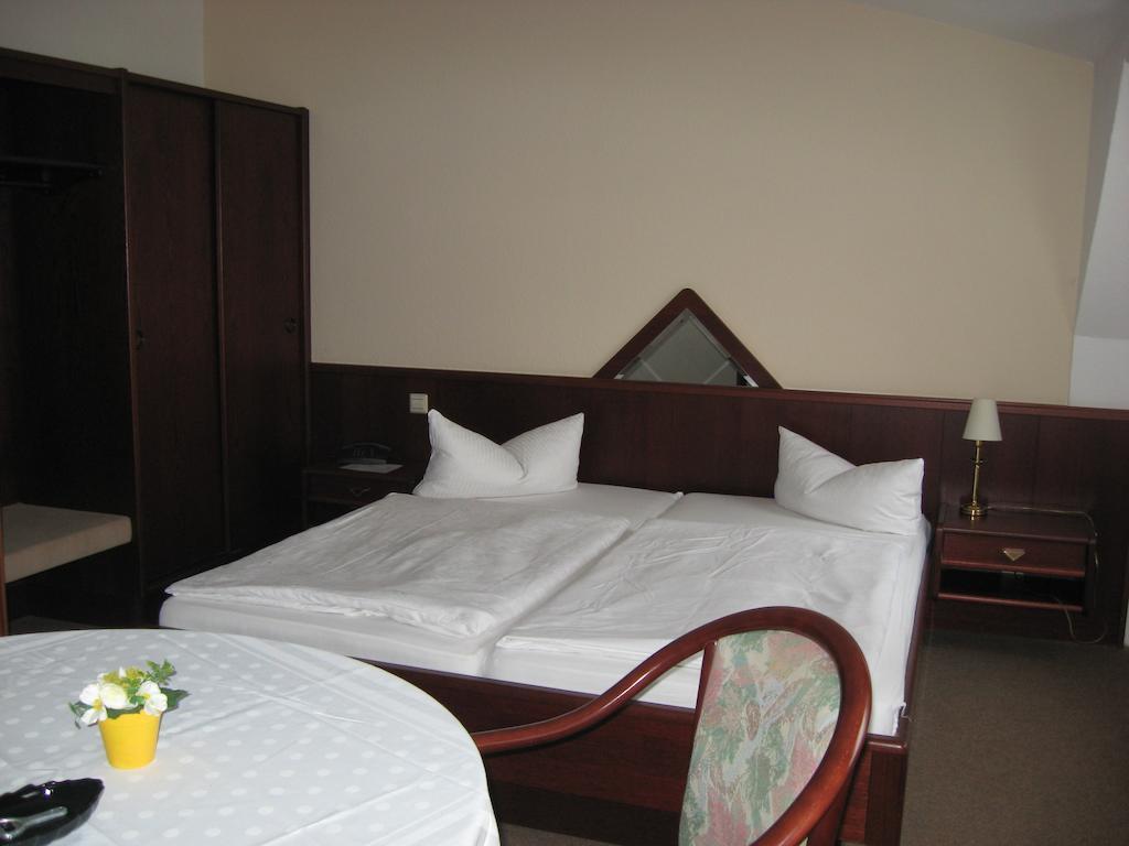 Hotel Siegmar Im Geschaftshaus Chemnitz Room photo